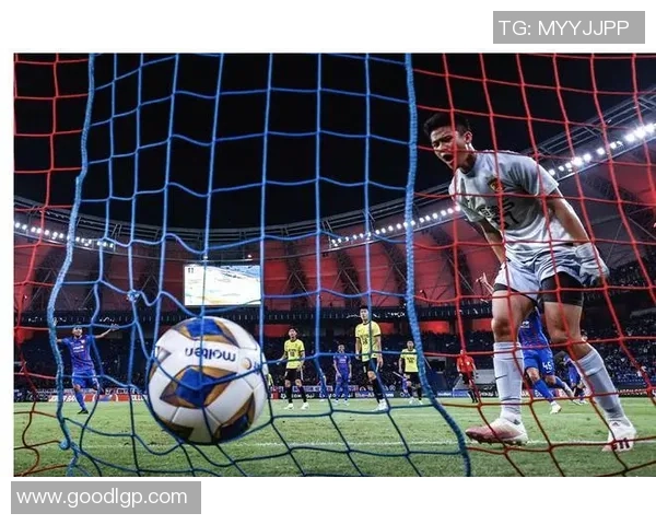 足球评论:广州足球队的反击得失_1